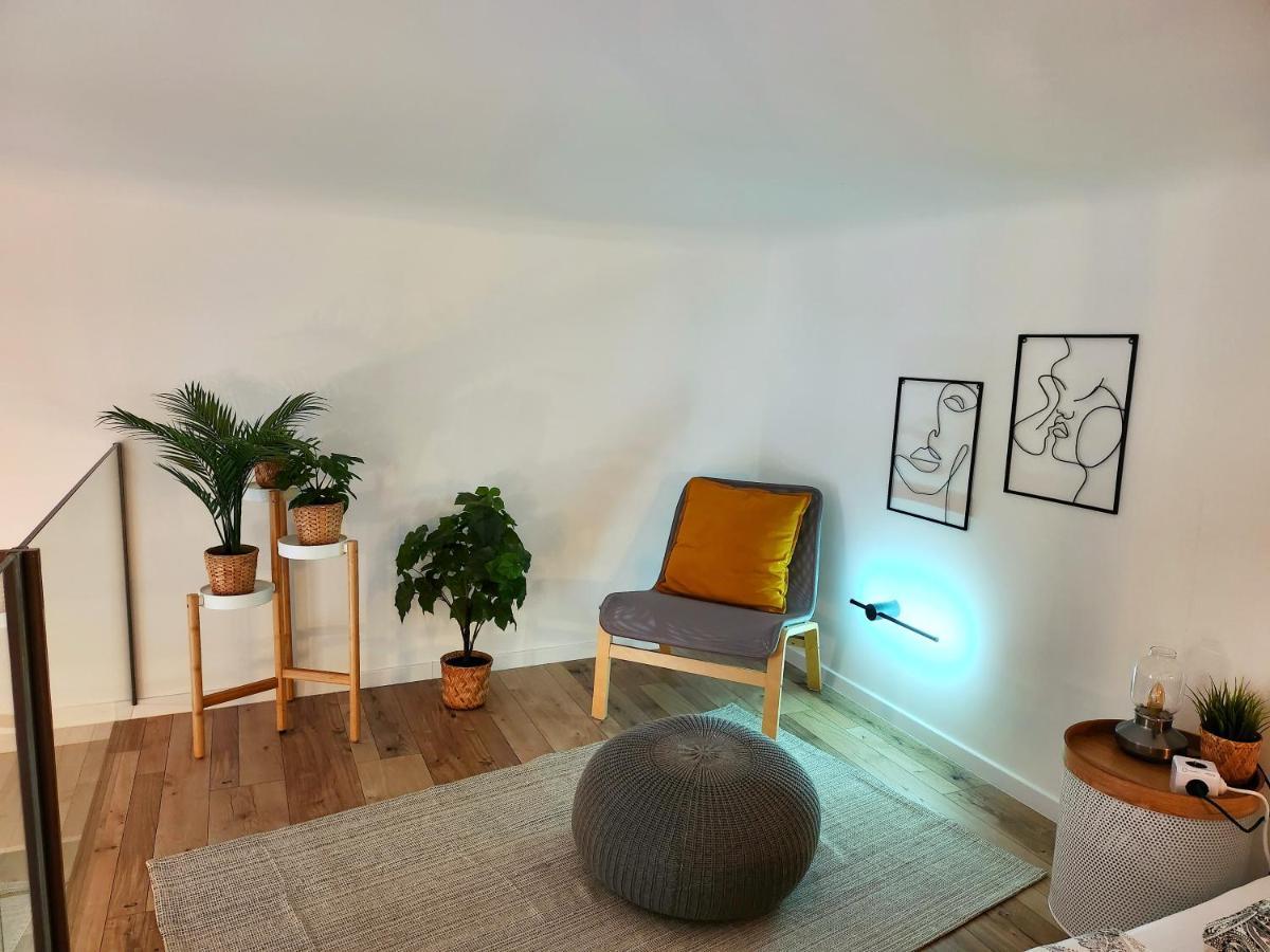 K21 "The Good Shepherd" Apartment Budapest Bagian luar foto